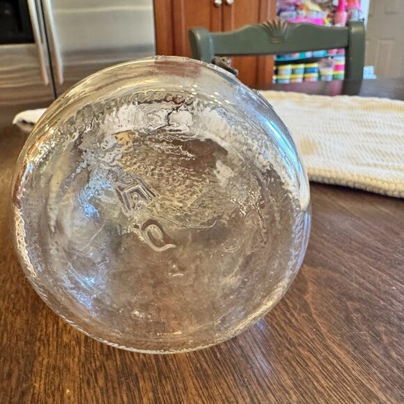 Vintage Atlas E-Z Seal Clear Glass Pint Canning Jar with Wire Bail Glass Lid - Picture 4 of 5